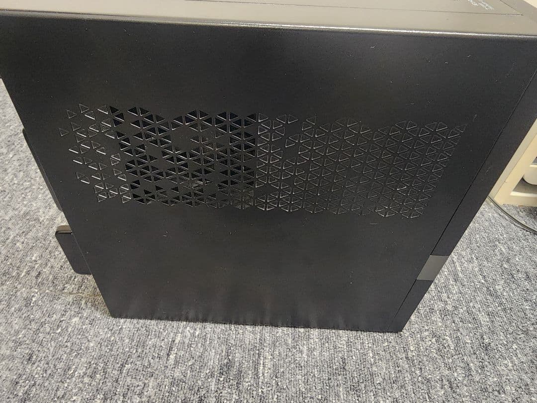 DELL vostro 3740 第8世代 i3-8100/8GB/SSDHDD