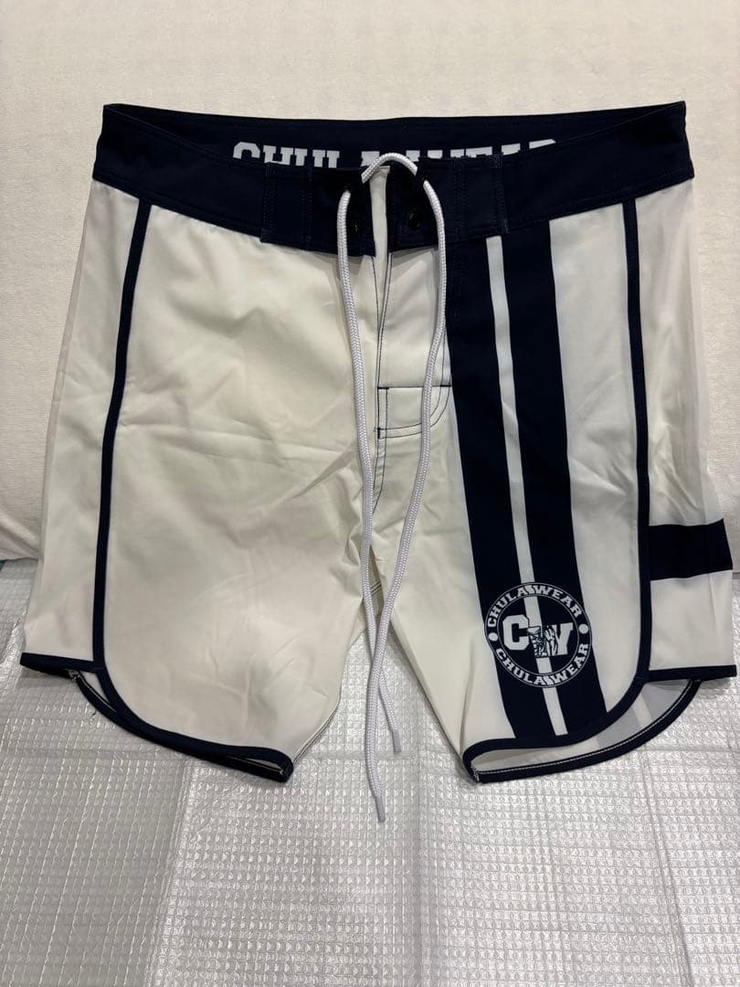 チュラウェア　Chula Wear サーフパンツ 26　フィジーク　水着