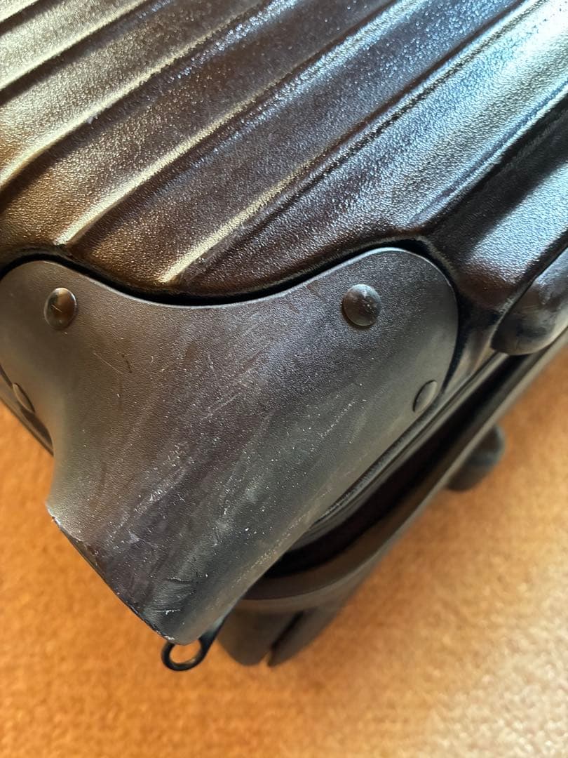 Rimowa (リモワ) 機内持ち込みサイズ2輪