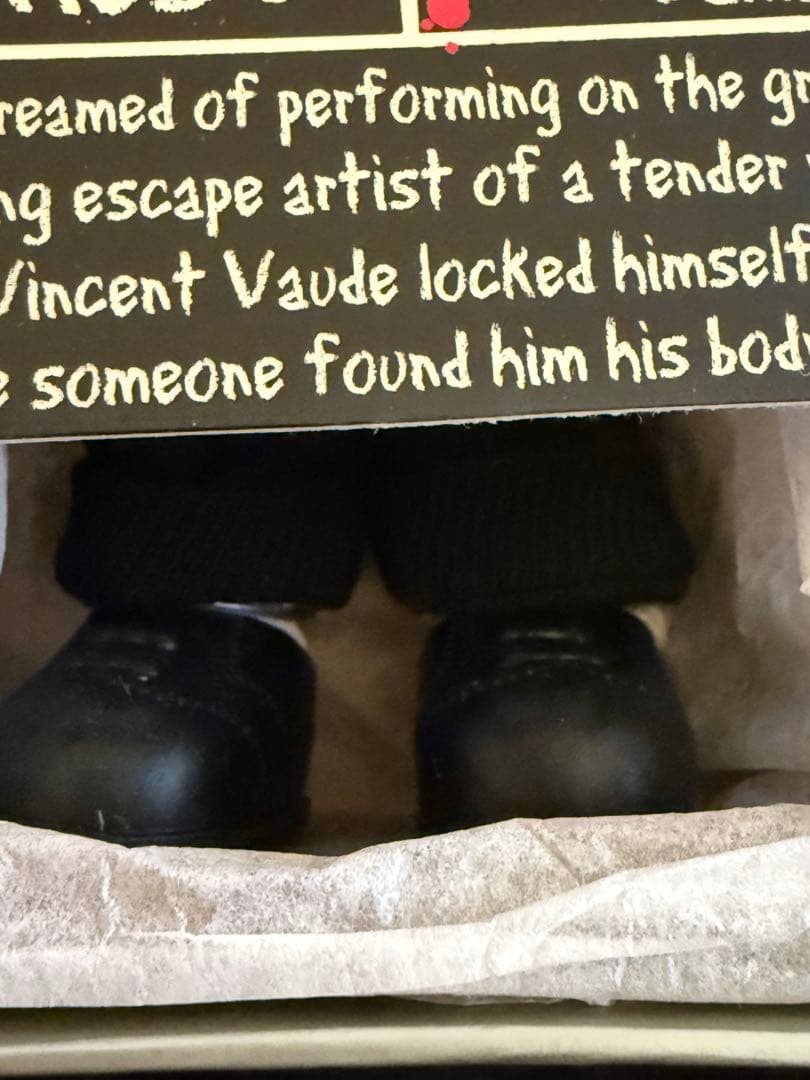 Living dead dolls シリーズ5 Variant Vincent