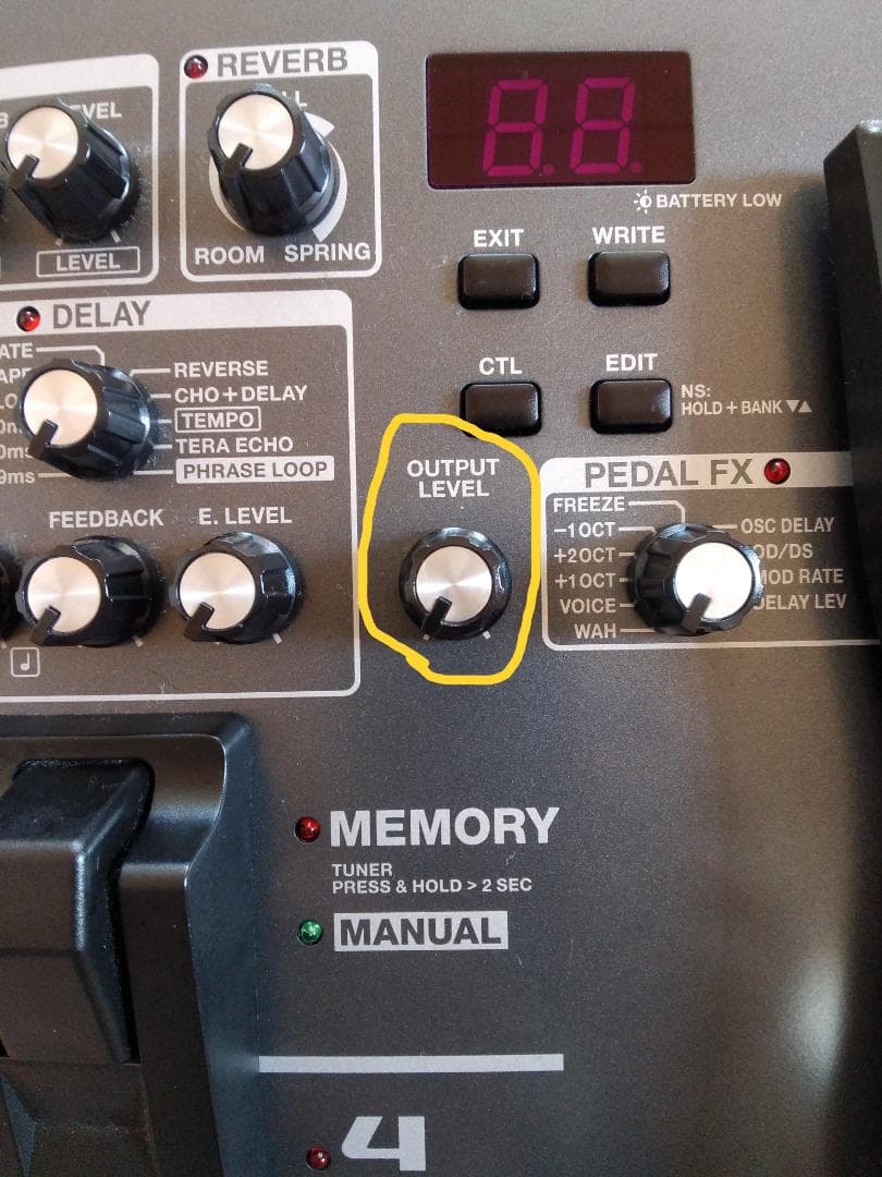 マルチエフェクター　BOSS ME-80