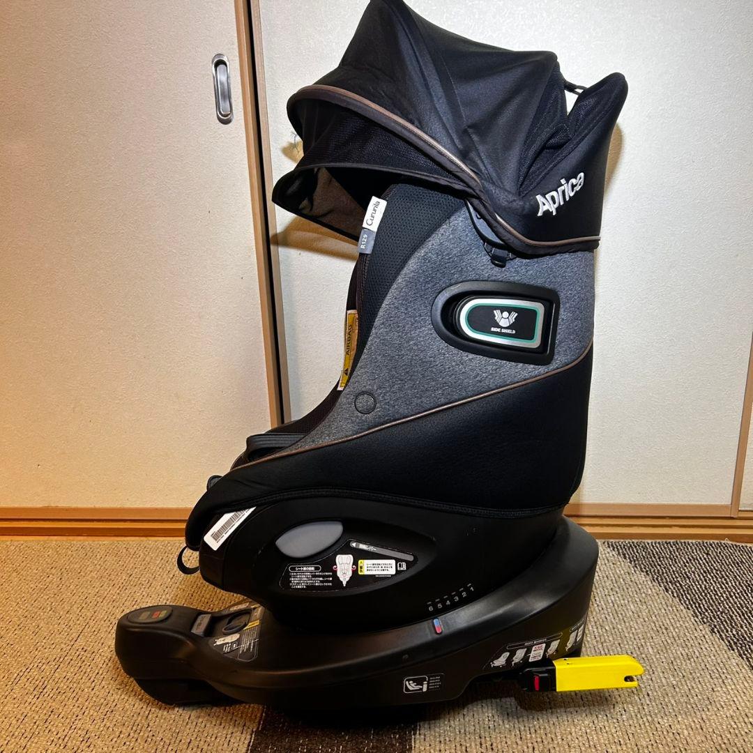 美品　Aprica アップリカ　クルリラ プロテクト　チャイルドシート　R1