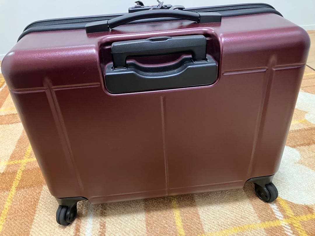 スーツケース　プロテカ「マックスパス ビズ」容量37L