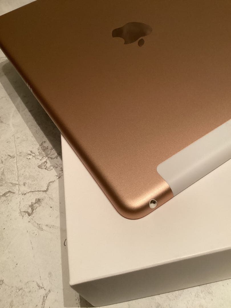 【美品】iPad 第7世代 Cellular SIMフリー ピンクゴールド