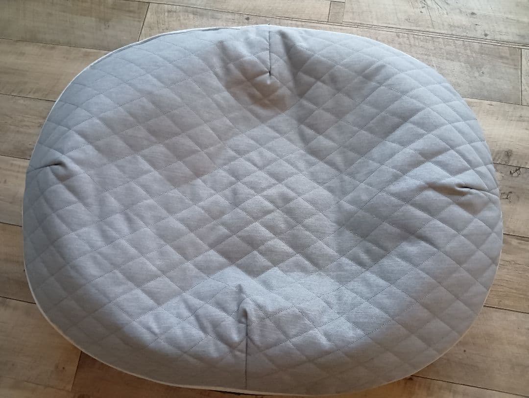 アンビエントラウンジ　M　　高級犬用ベット　冬用カバーもお付け致します