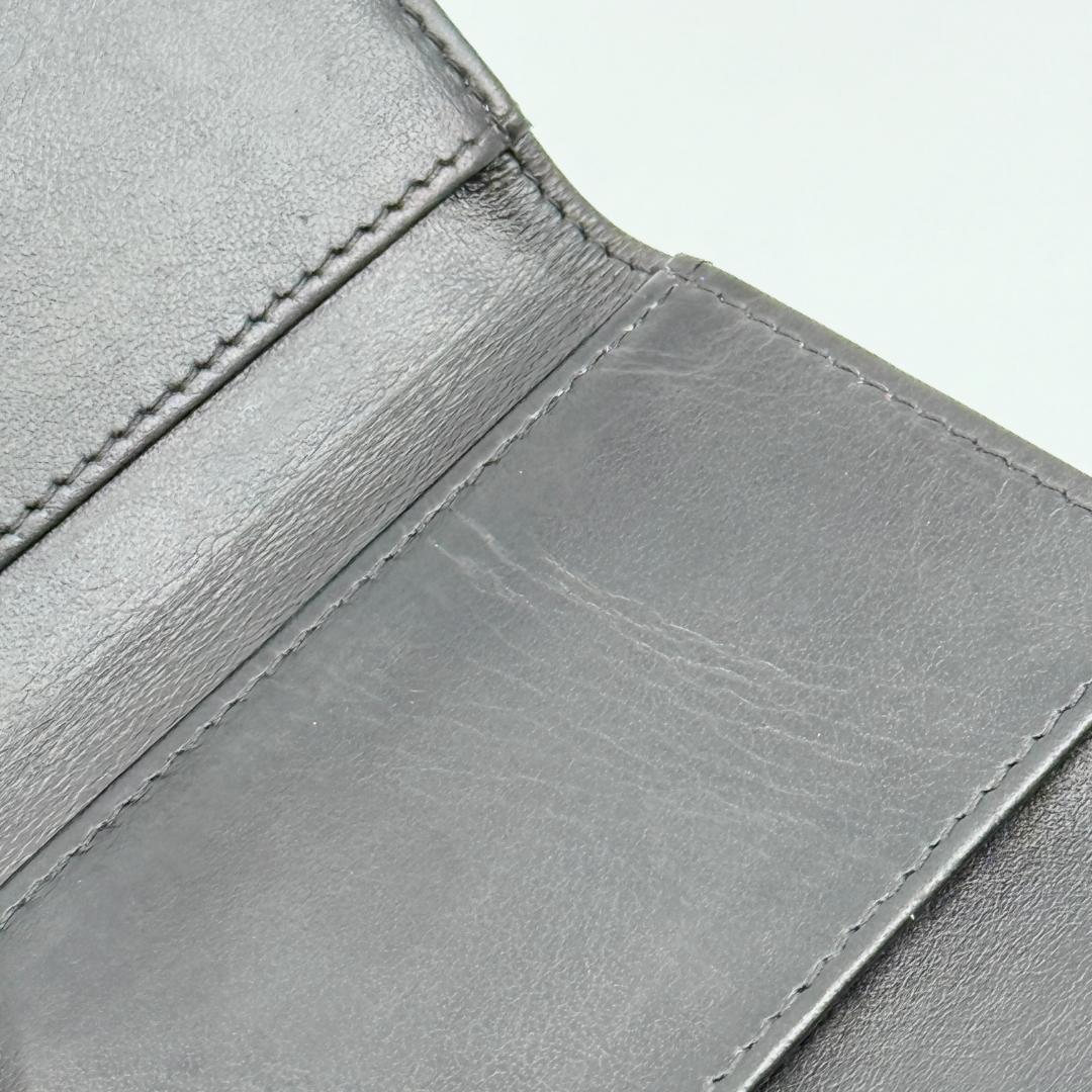 CHANEL 　シャネル　　三つ折り財布　キャビアスキン