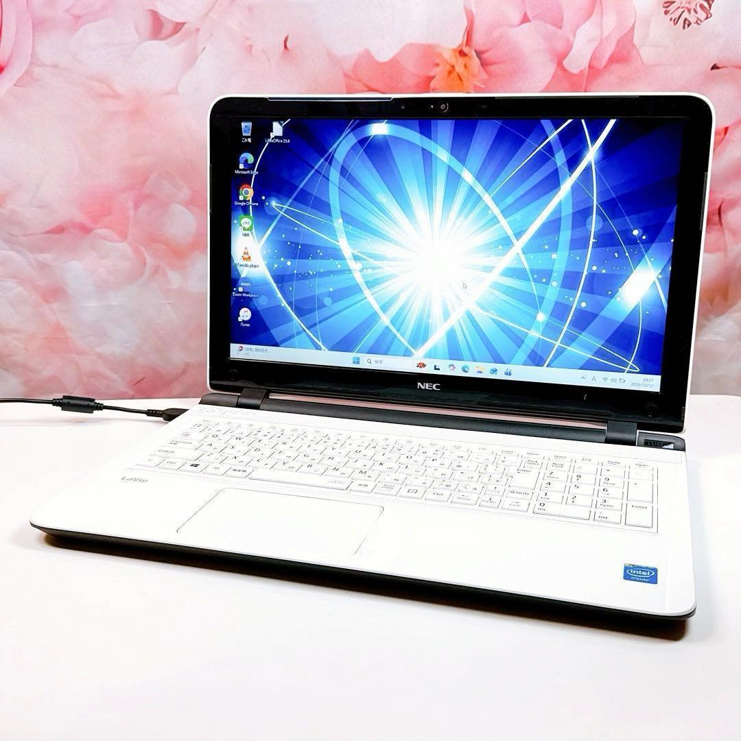 新品爆速SSD✨ノートパソコン✨windows11✨カメラ✨オフィス✨薄型✨白