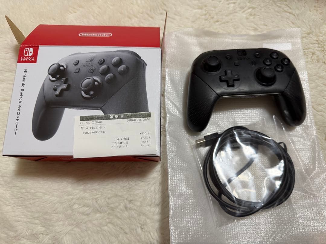 Nintendo switch イーブイセット+初期proコン+LANアダプター