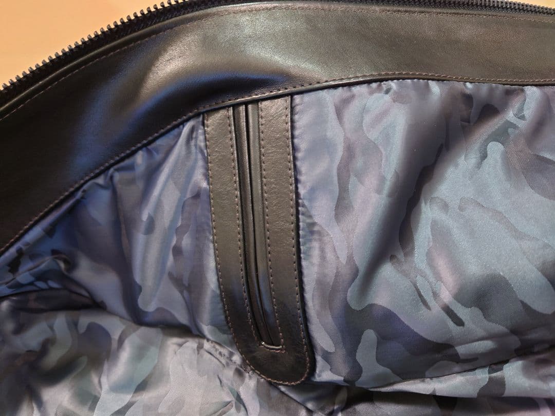 値下げ　AVIREX　アヴィレックス　ライダース　レザー　牛革　日本製　ブラック