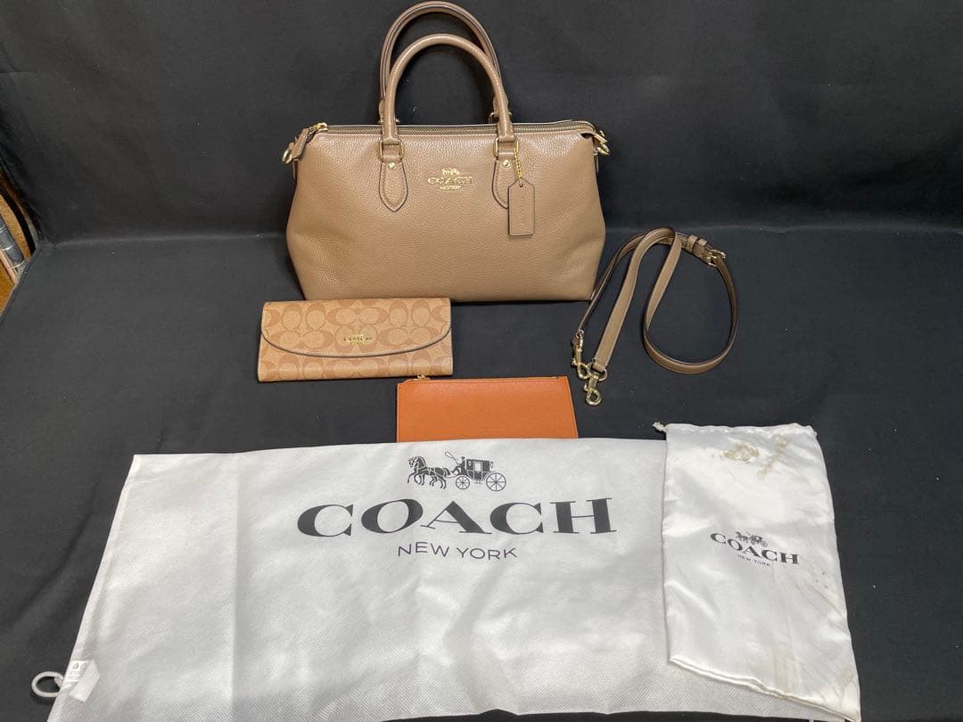 コーチ　CR156ショルダーバッグ シグネチャー　財布　1311