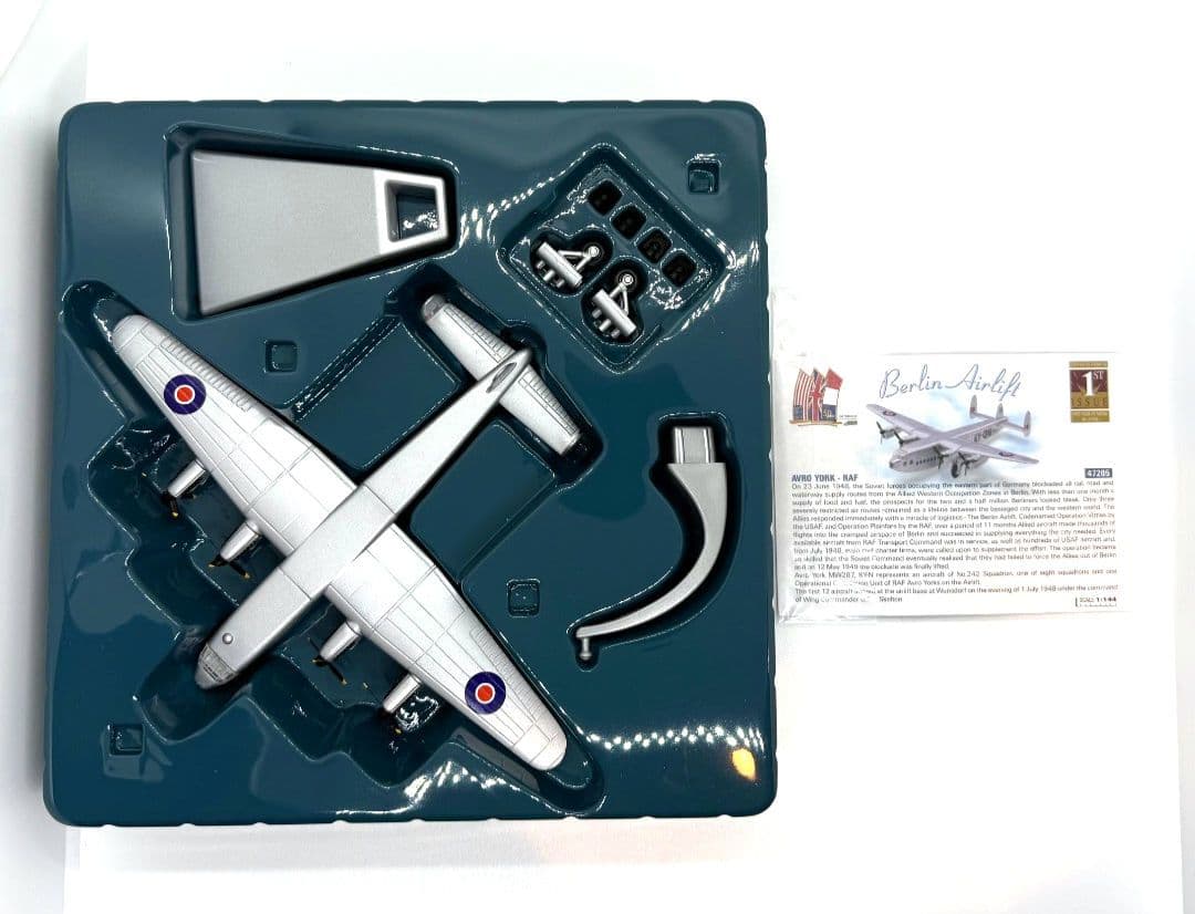 激レア　希少　CORGI AVRO YORK RAF ベルリン空輸 1/144