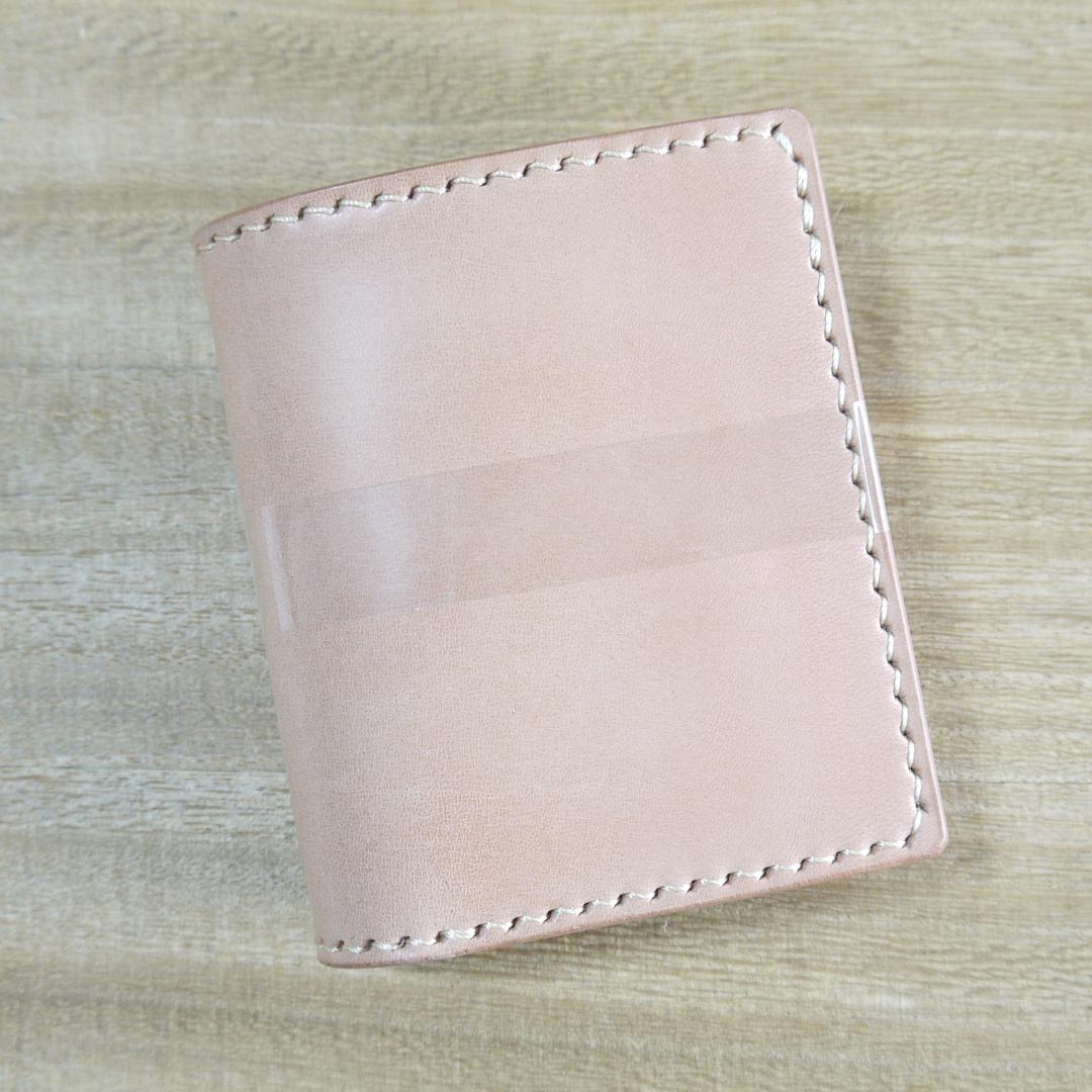 ヌメ革　フル栃木レザー　サドルレザー　コンパクトウォレット　二つ折り　生成り