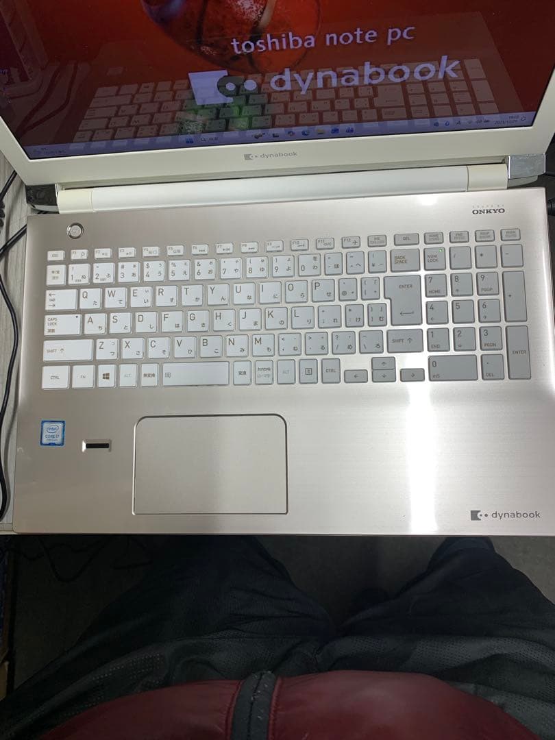 dynabook Corei7 SSD256 8GB 第7世代 ①