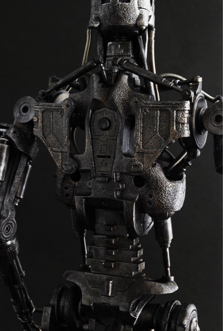 ムービー•マスターピース『ターミネーター４』T-700　MM094　1/6