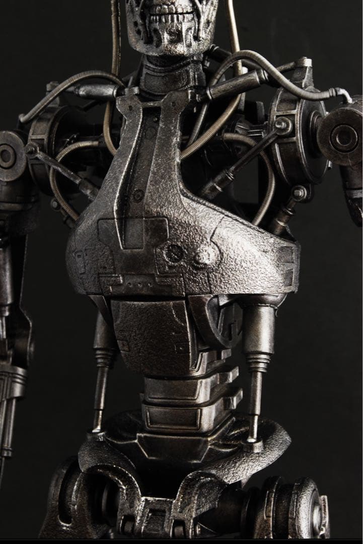 ムービー•マスターピース『ターミネーター４』T-700　MM094　1/6