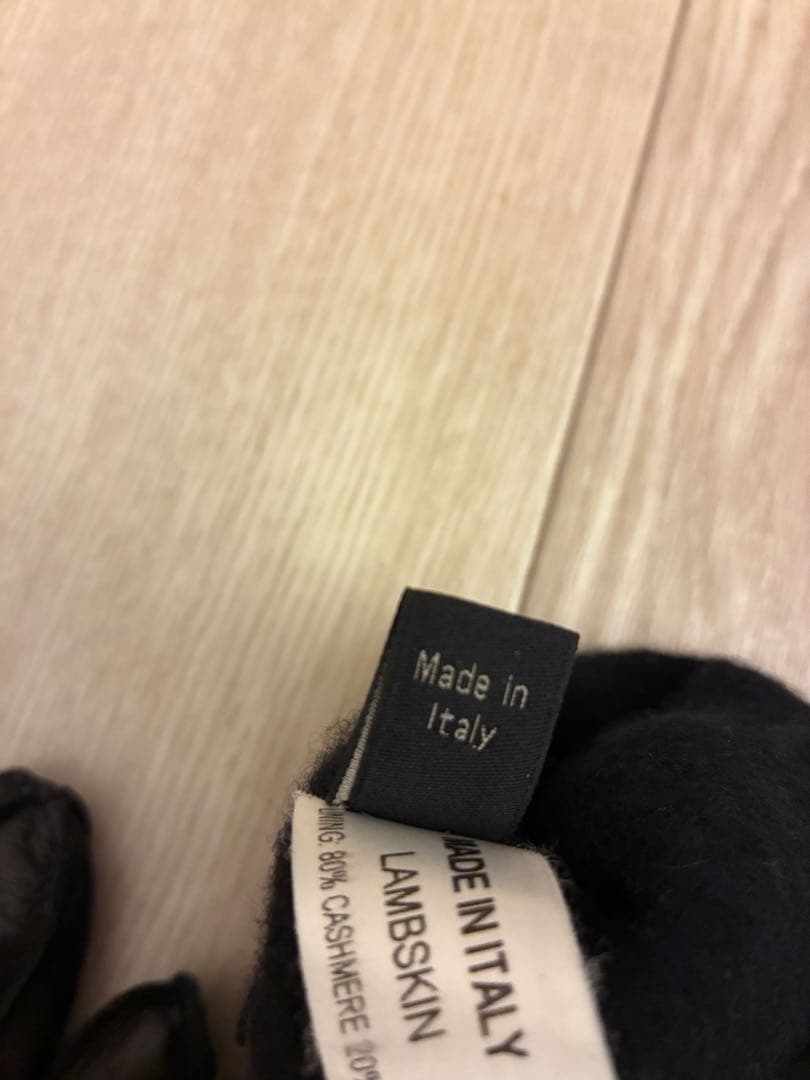 ダンヒル　レザー製 黒手袋 エンブレム付き