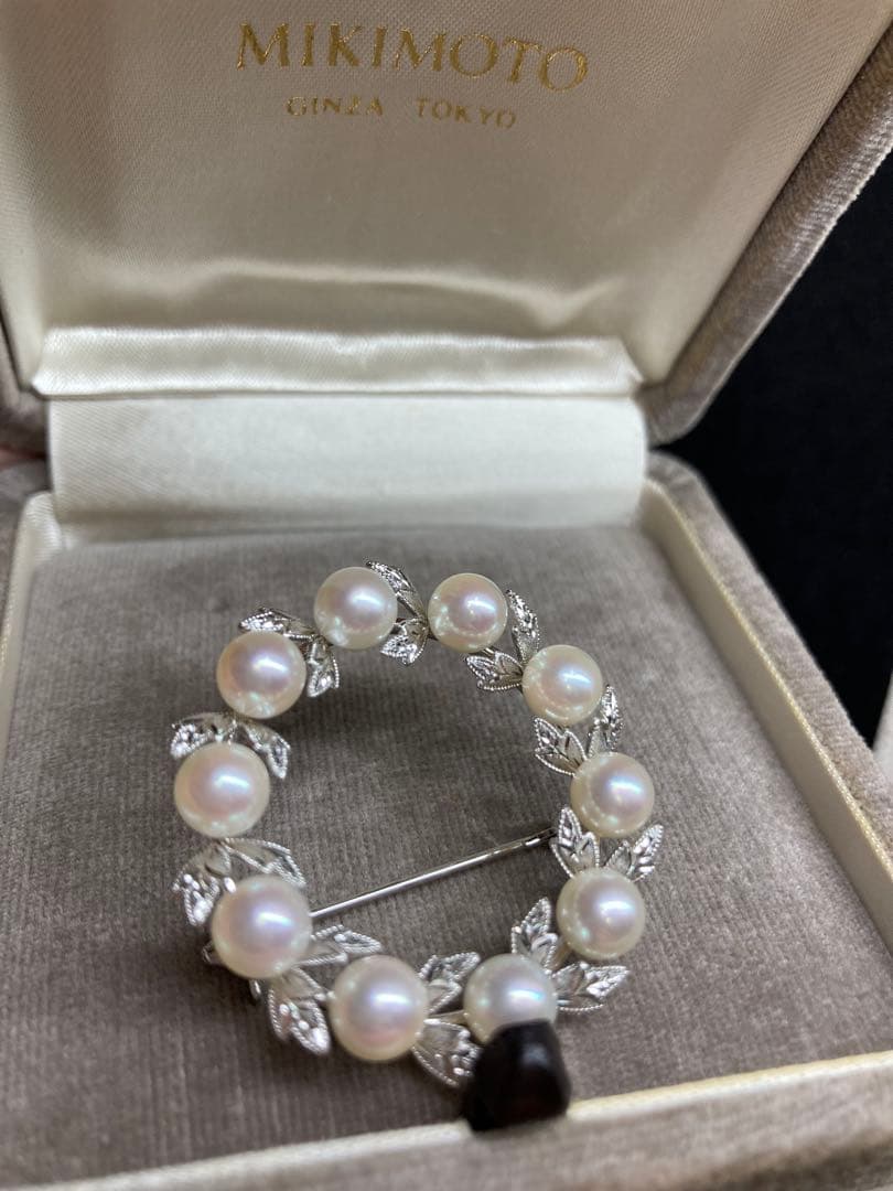 ミキモト　ブローチ　葉彫り　入学式　卒業式　結婚式　刻印　ブランド
