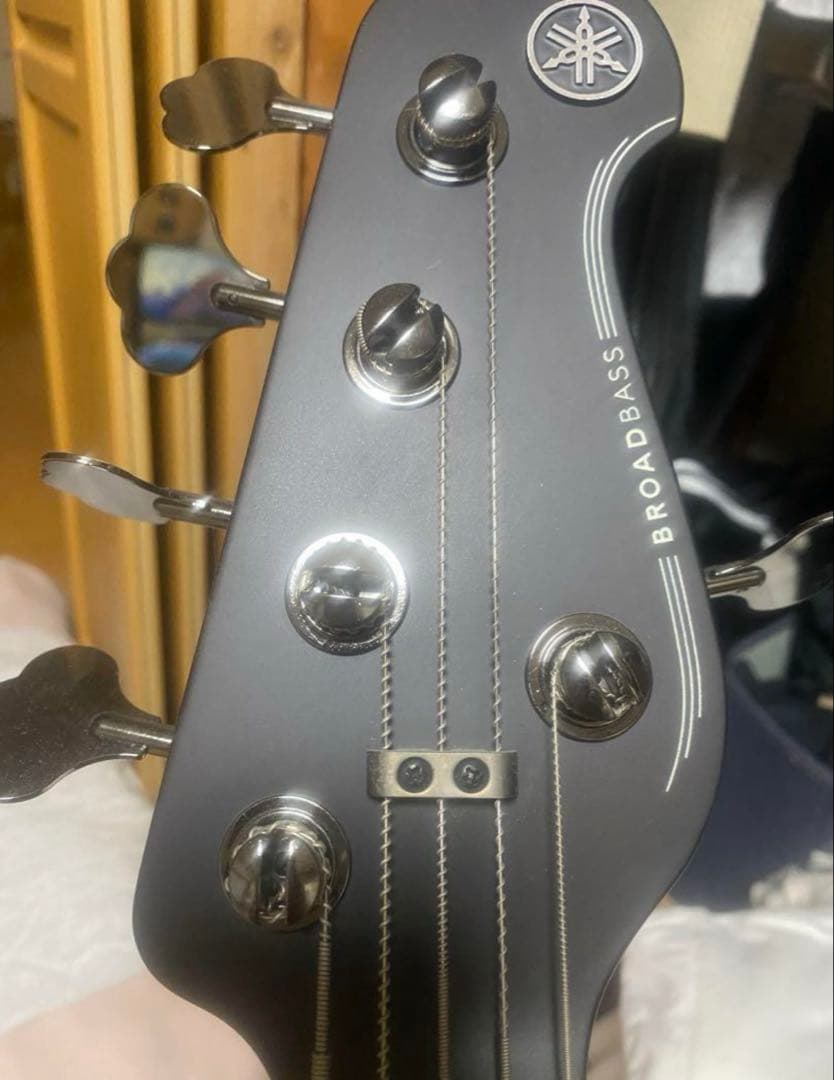 Yamaha 5弦　ベース