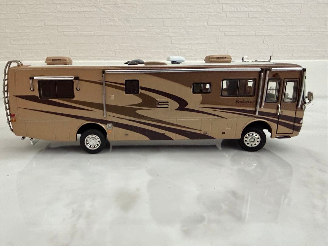 Endeavor by HOLIDAY RAMBLER モナココーチ　ミニカー