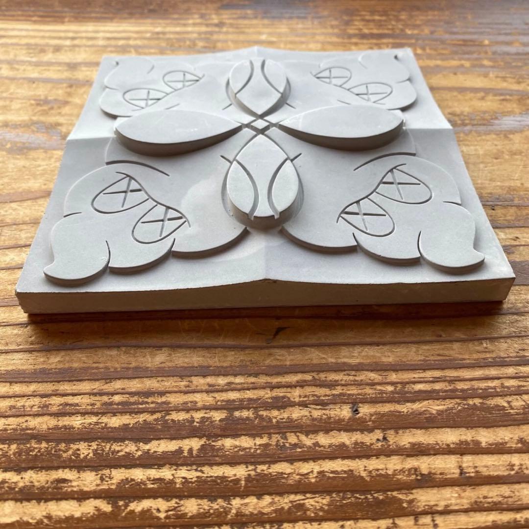 KAWS OriginalFake 2006年 OPEN 限定品 タイル グレー