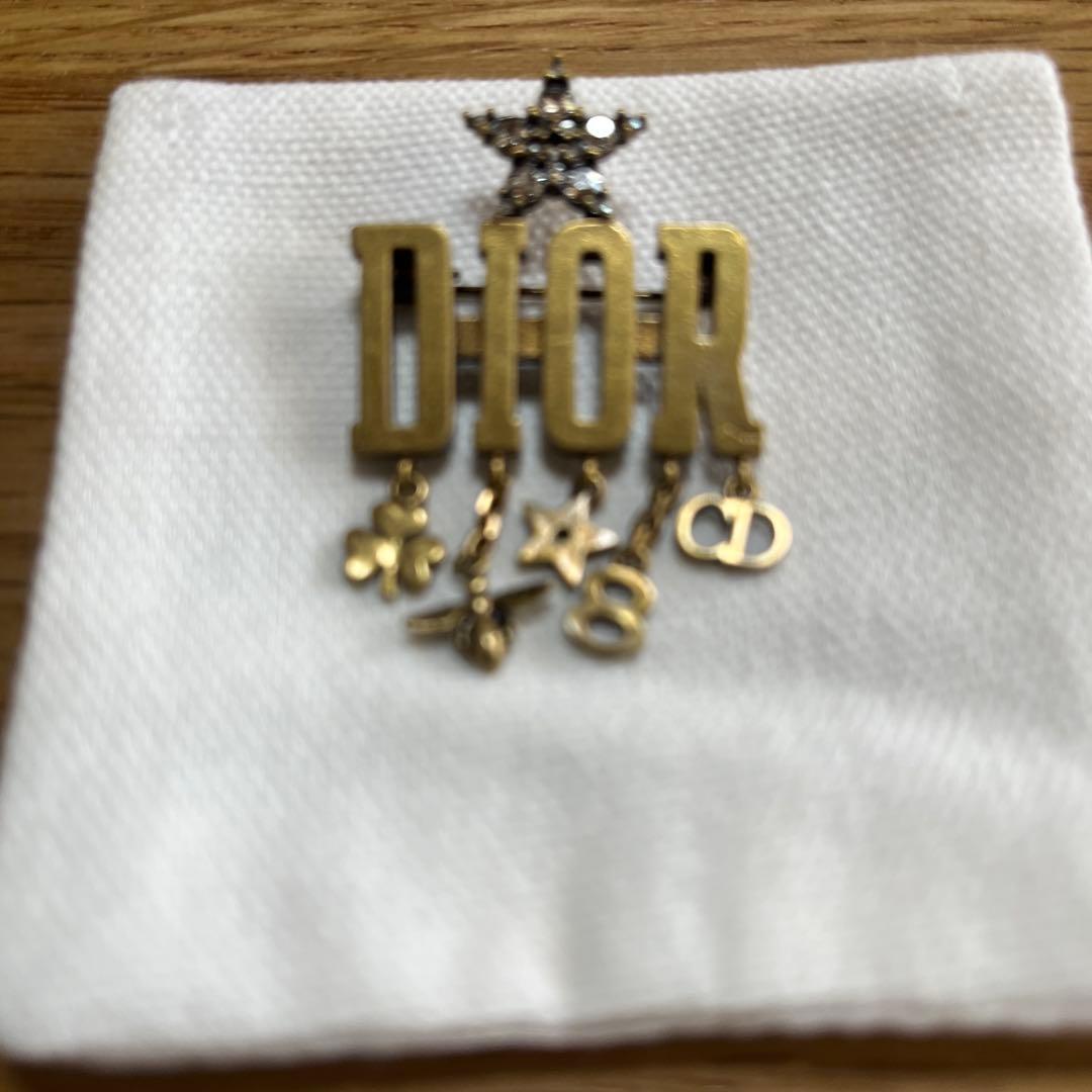 クリスチャンディオール ブローチ