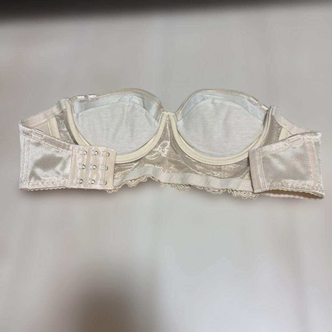 フォーシスアンドカンパニー　ブライダルインナー