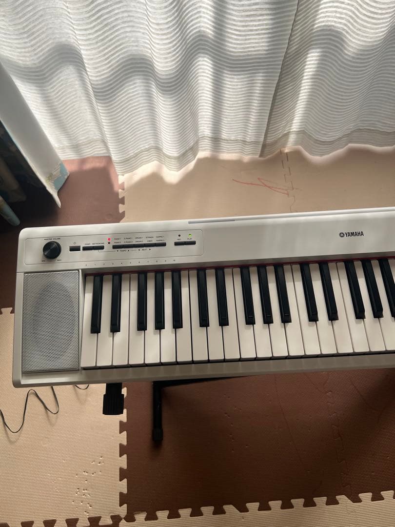YAMAHA piaggero NP-12 ホワイト61鍵盤電子キーボード