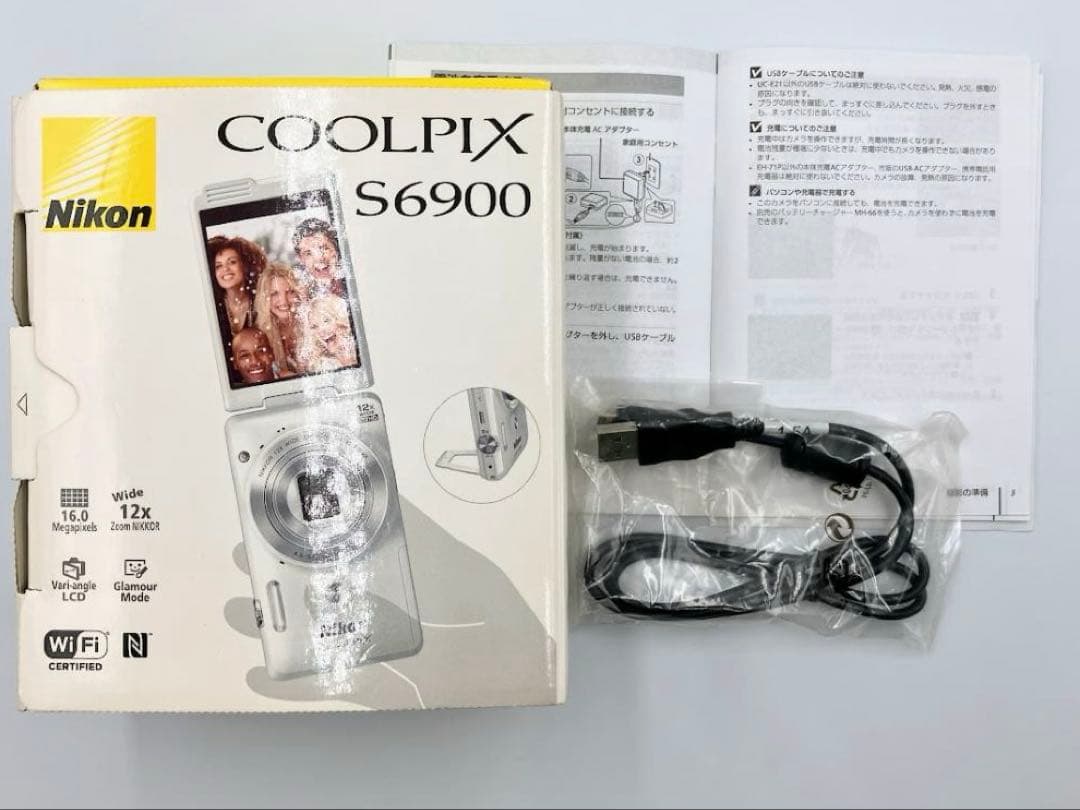 Nikon COOLPIX S6900ホワイト 自撮り対応 箱・付属品あり