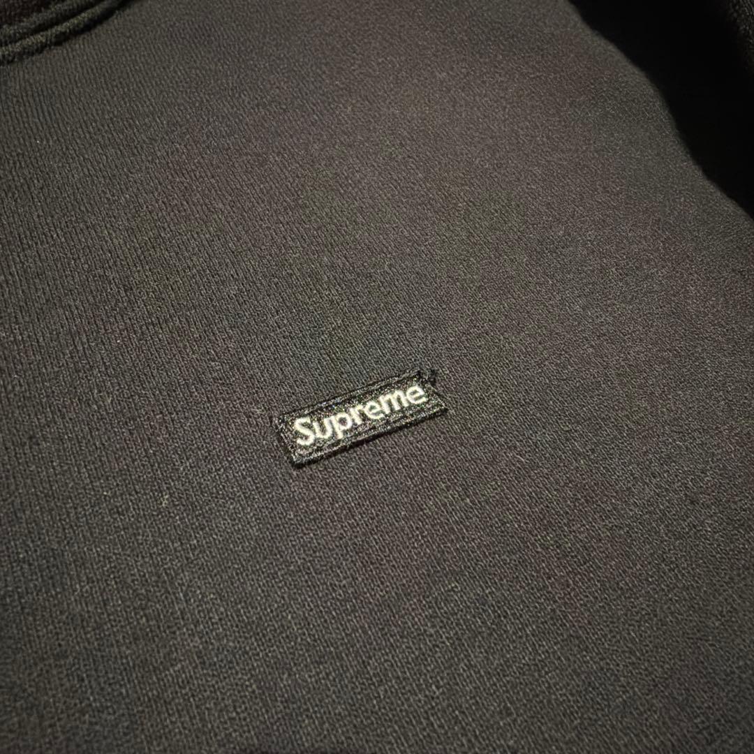 supreme スモールボックスロゴパーカー　1回着用タグ付き　Ｌ　ブラック