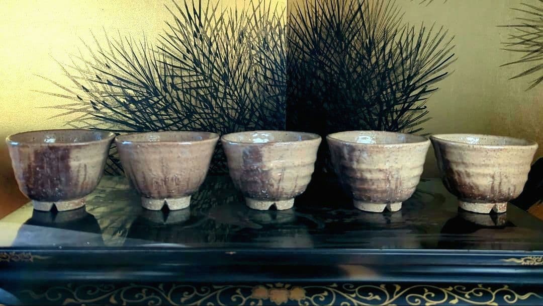 陶芸　茶道具　萩焼　名工　波多野善蔵　割高台汲出碗揃（湯呑み）五客【共箱栞付】