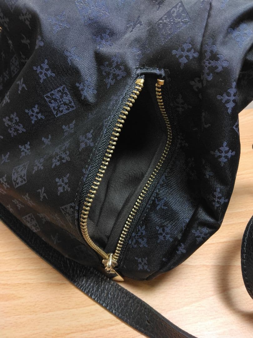 美品　russet　ネイビー　ナイロン ショルダーバッグ ゴールド金具