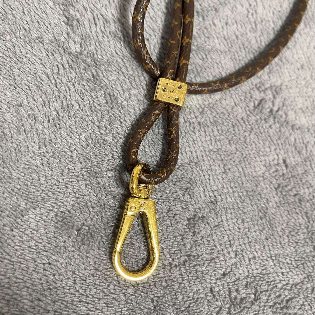 LOUIS VUITTON スマホ ショルダー ストラップ