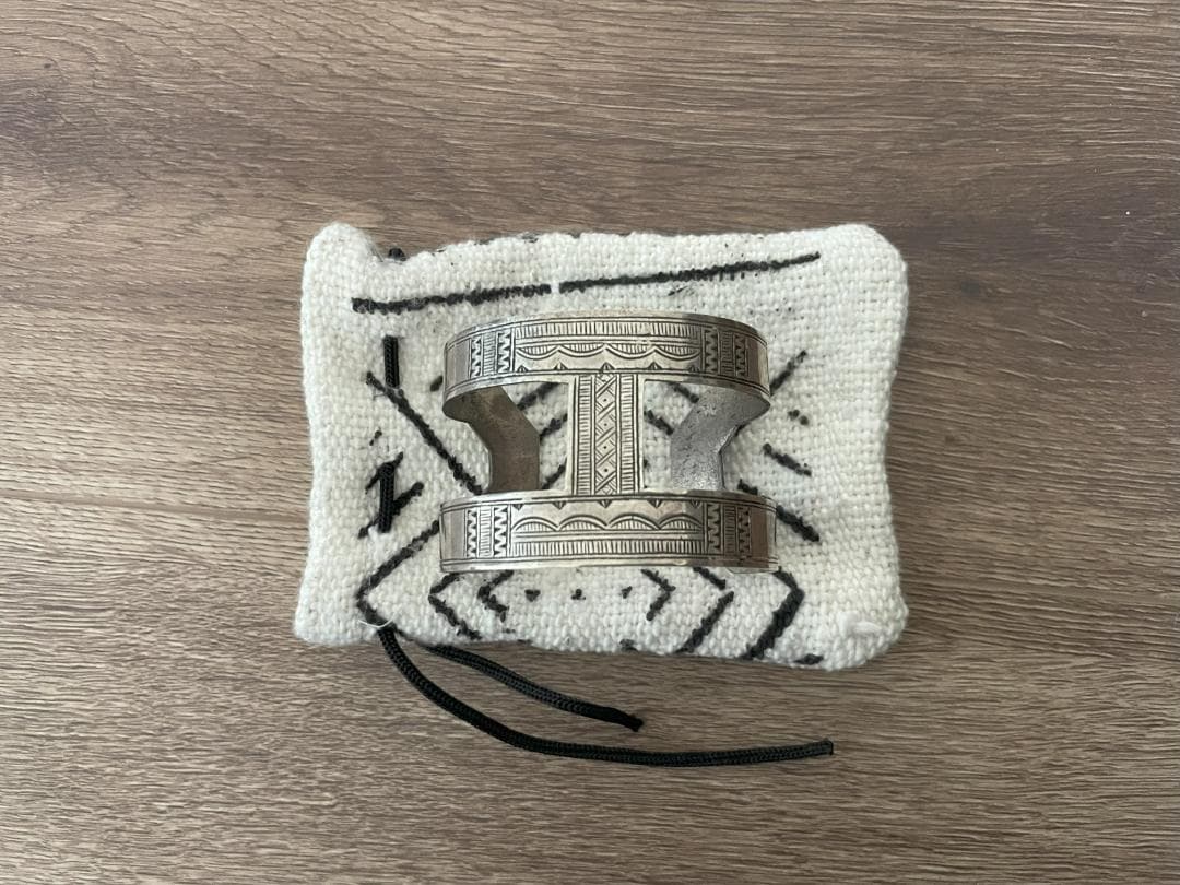 Adawat'n Tuareg　アドワット トゥアレグ　バングル