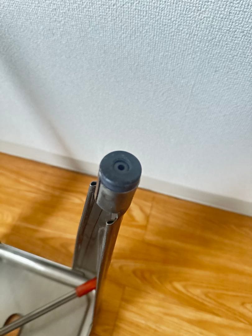 【6/27（金）13時迄の出品】TOLIX Hスツール