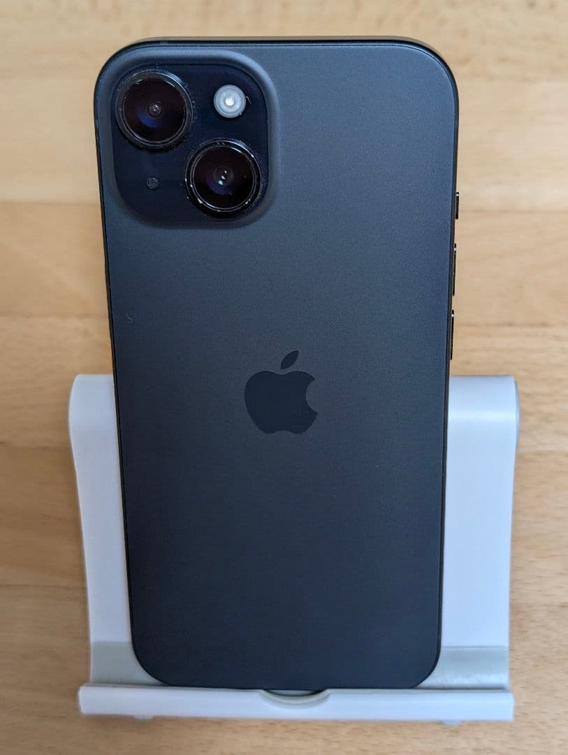 iPhone 15 ブラック 256 GB SIMフリー