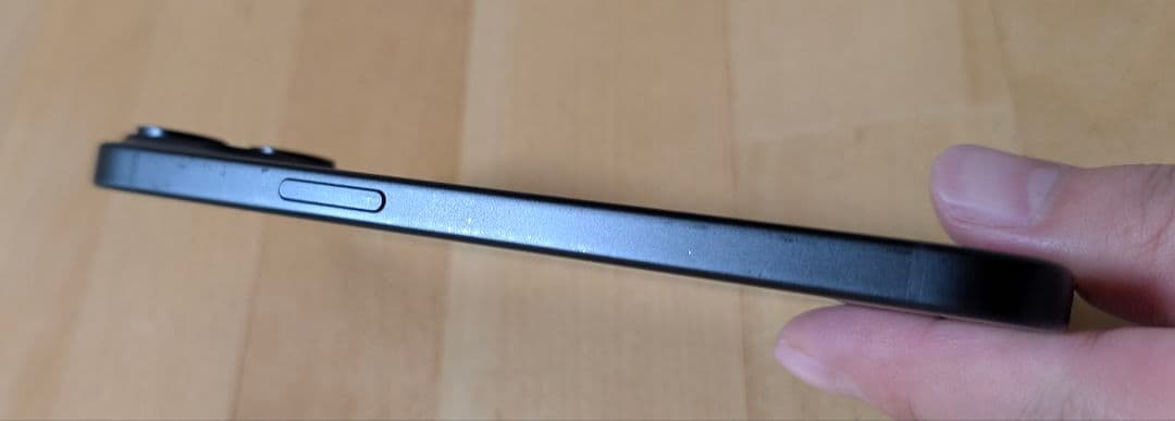 iPhone 15 ブラック 256 GB SIMフリー