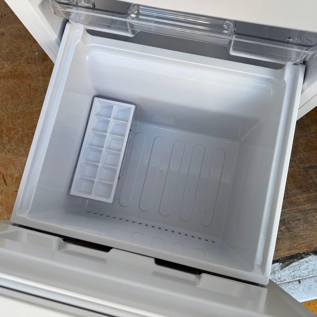 C7901★2024年製美品★シャープ　冷蔵庫　右.左開き　霜取り　一人暮らし