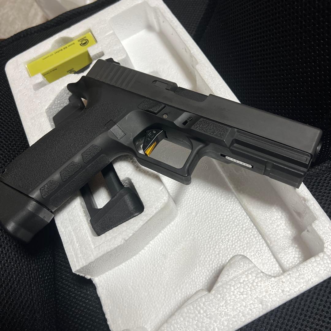 ストライカーナイン　co2