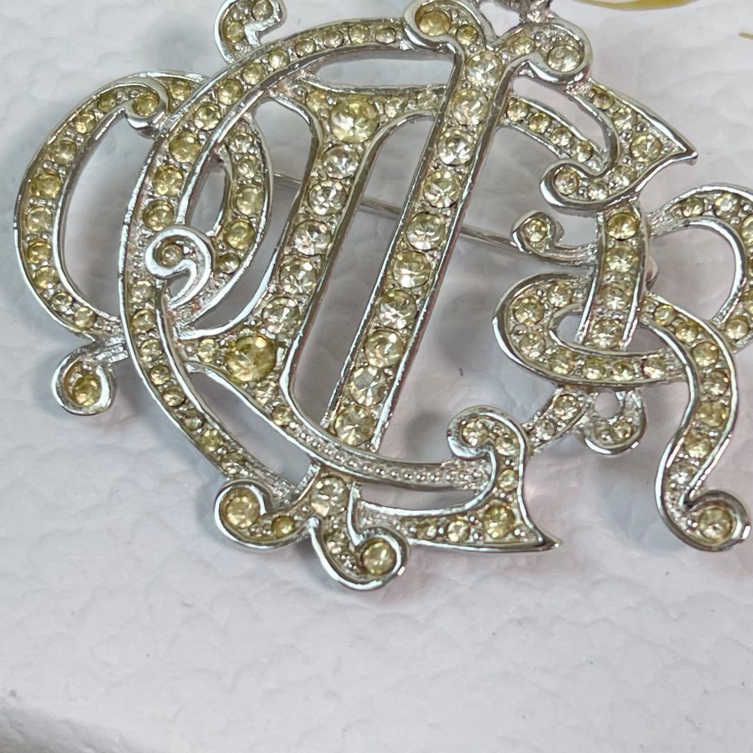 美品✨ディオールDIOR 旧ロゴ　エンブレム　ブローチ　ラインストーン