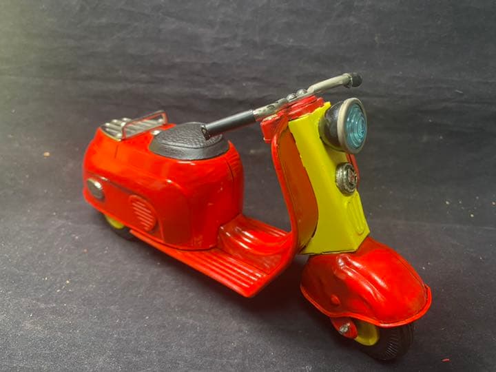 ⭐️希少！美品！萬代屋製　三菱シルバーピジョンのブリキのスクーター■箱付き