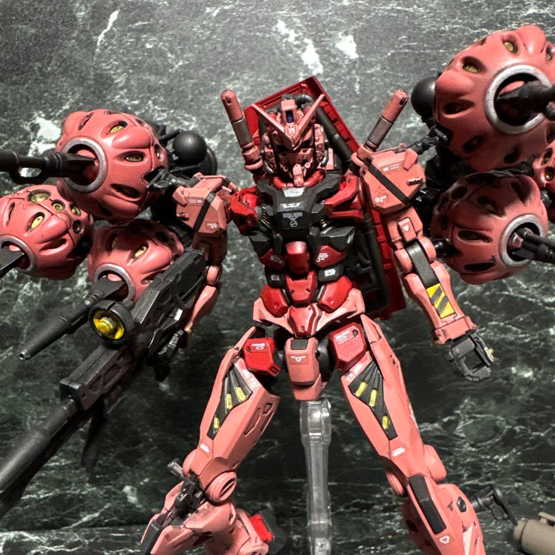 ジークアクス　HG 赤いガンダム　ビット6個装備　塗装完成品　ガンプラ