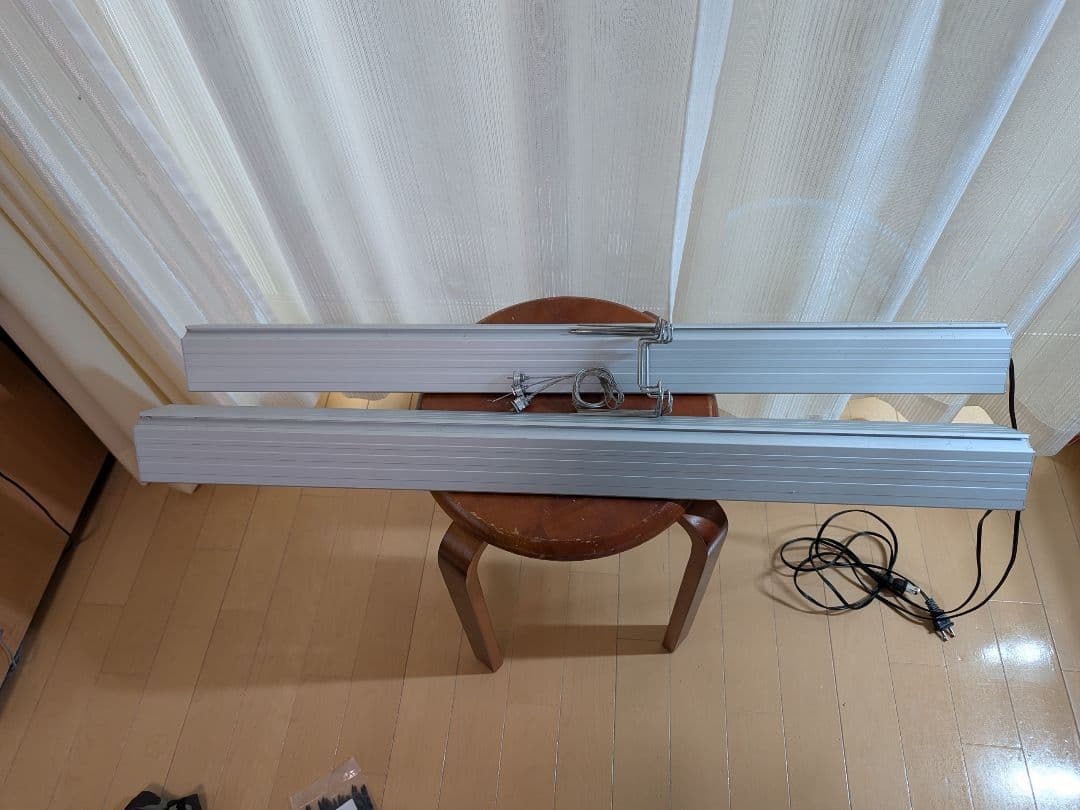 アクロ　ＬＥＤ　ＴＲＩＡＮＧＬＥ　ＧＲＯＷ　９００ ２灯セット