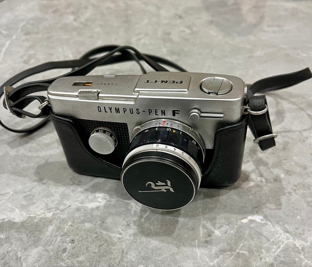 Olympus Pen FT フィルムカメラ