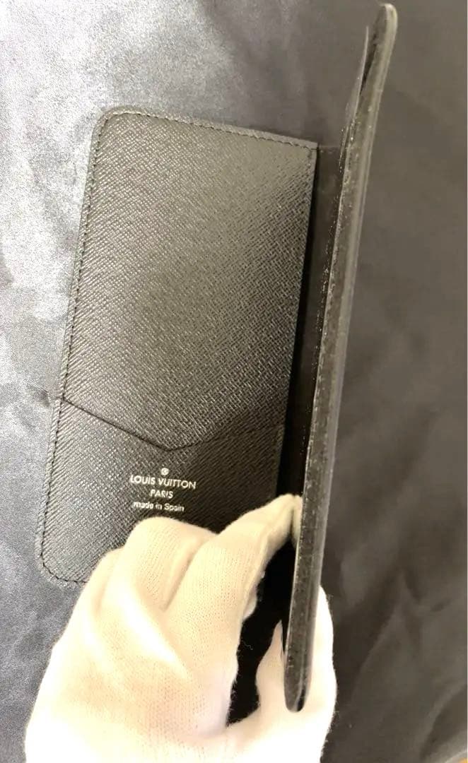 [美品]LOUIS VUITTONスマートフォンケース