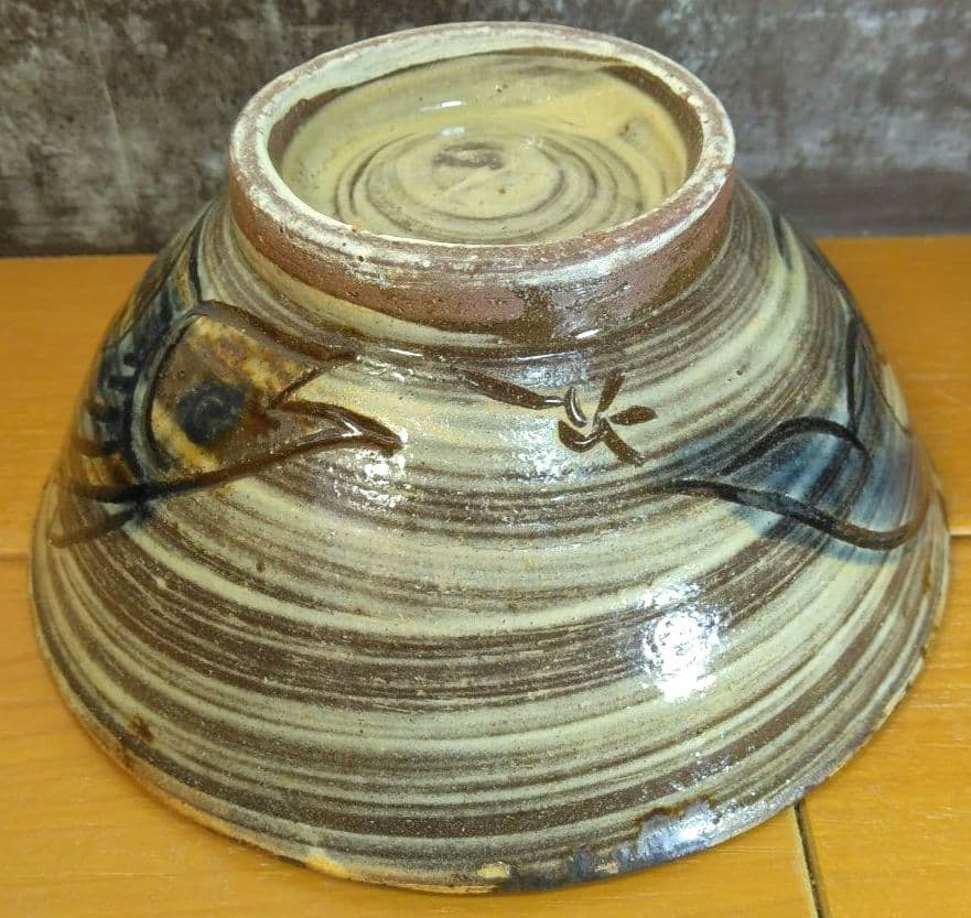 人間国宝 金城次郎 魚文マカイ(魚紋茶碗) 栞 共箱(本人書付）壷屋焼 やちむん