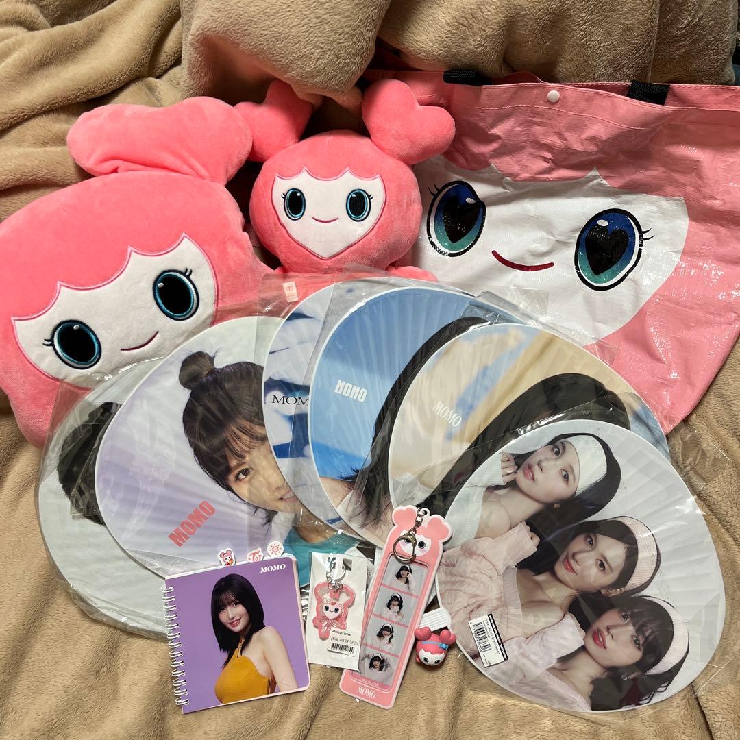 TWICE モモ MOMO グッズまとめ売り【最安値】