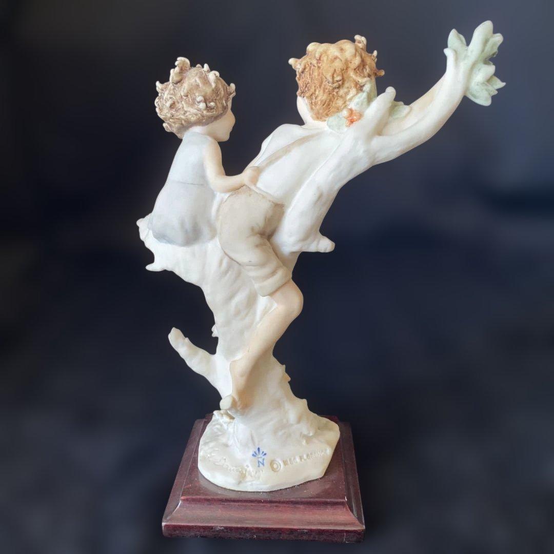 イタリア製　ジョゼッペ・アルマーニ作