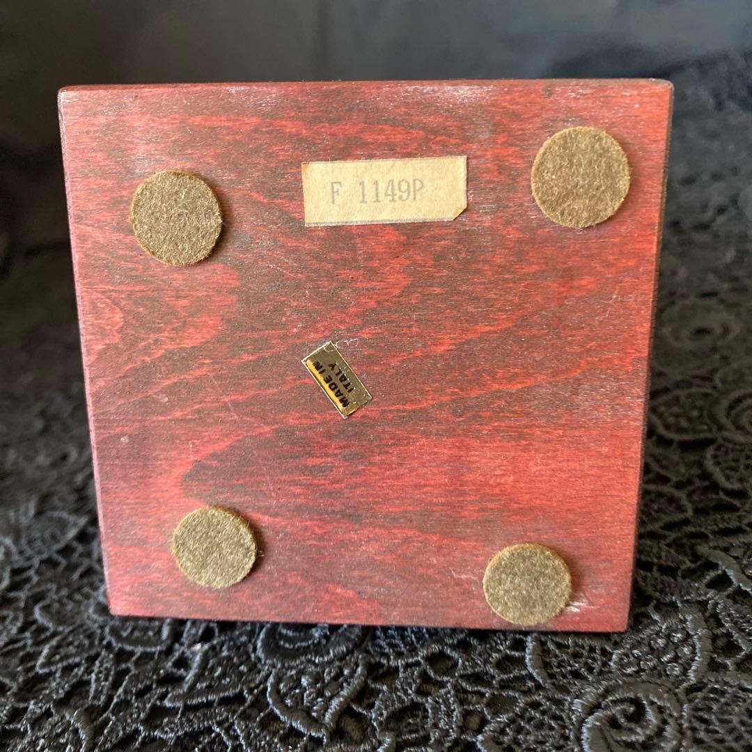 イタリア製　ジョゼッペ・アルマーニ作