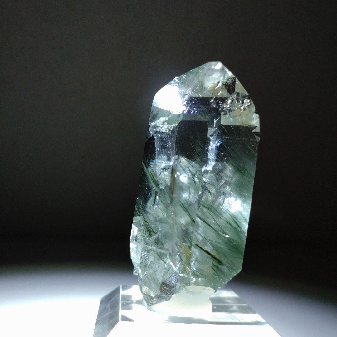 アクチノライト・イン・クオーツ(イタリア)