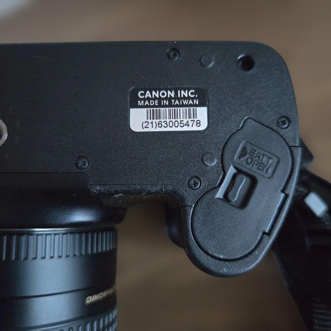 Canon EOS7 フィルムカメラ 一眼レフ キャノン　レンズつき